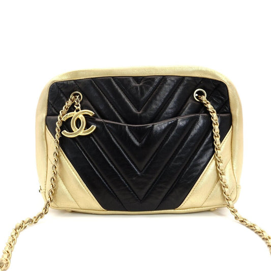 CHANEL Chevron V-Stitch Chain Shoulder Bag Black × Gold Leather Crossbody 7-9-592