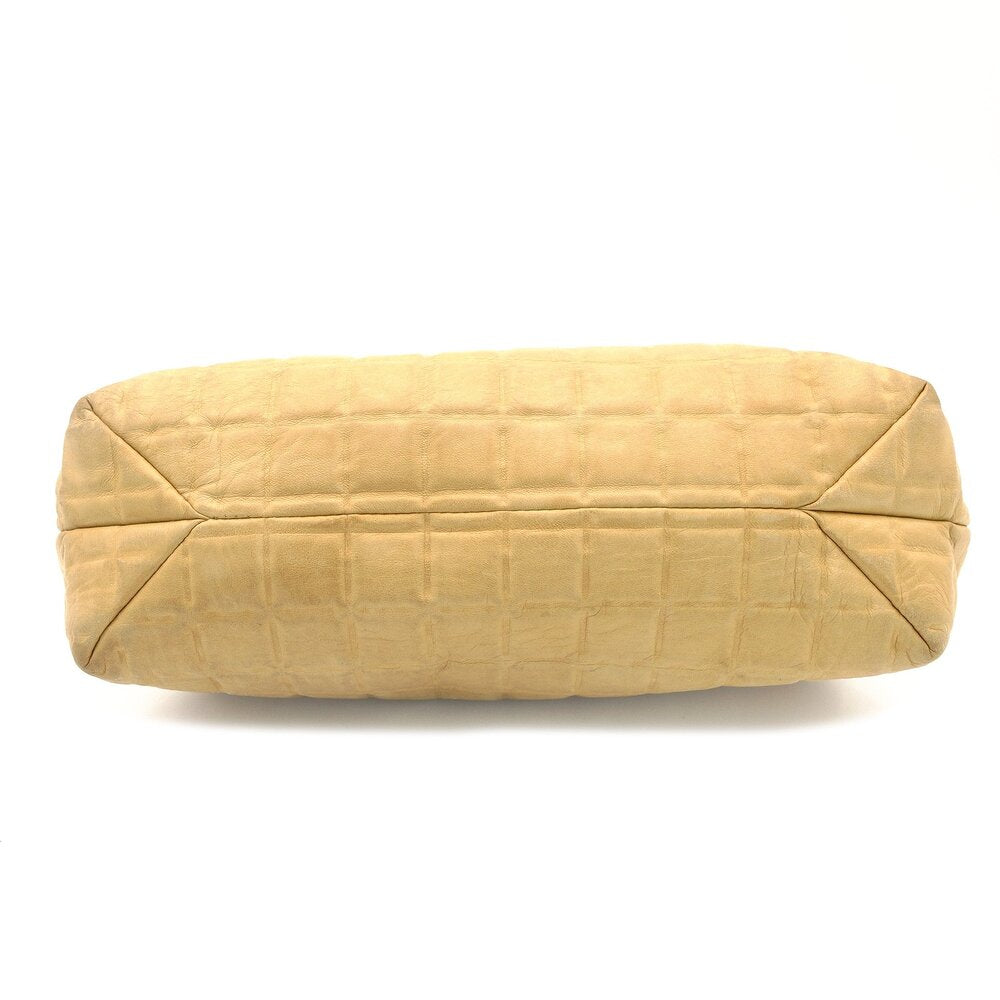 CHANEL Chocolate Bar One-Shoulder Bag Beige × Black Leather Lambskin 7-9-583