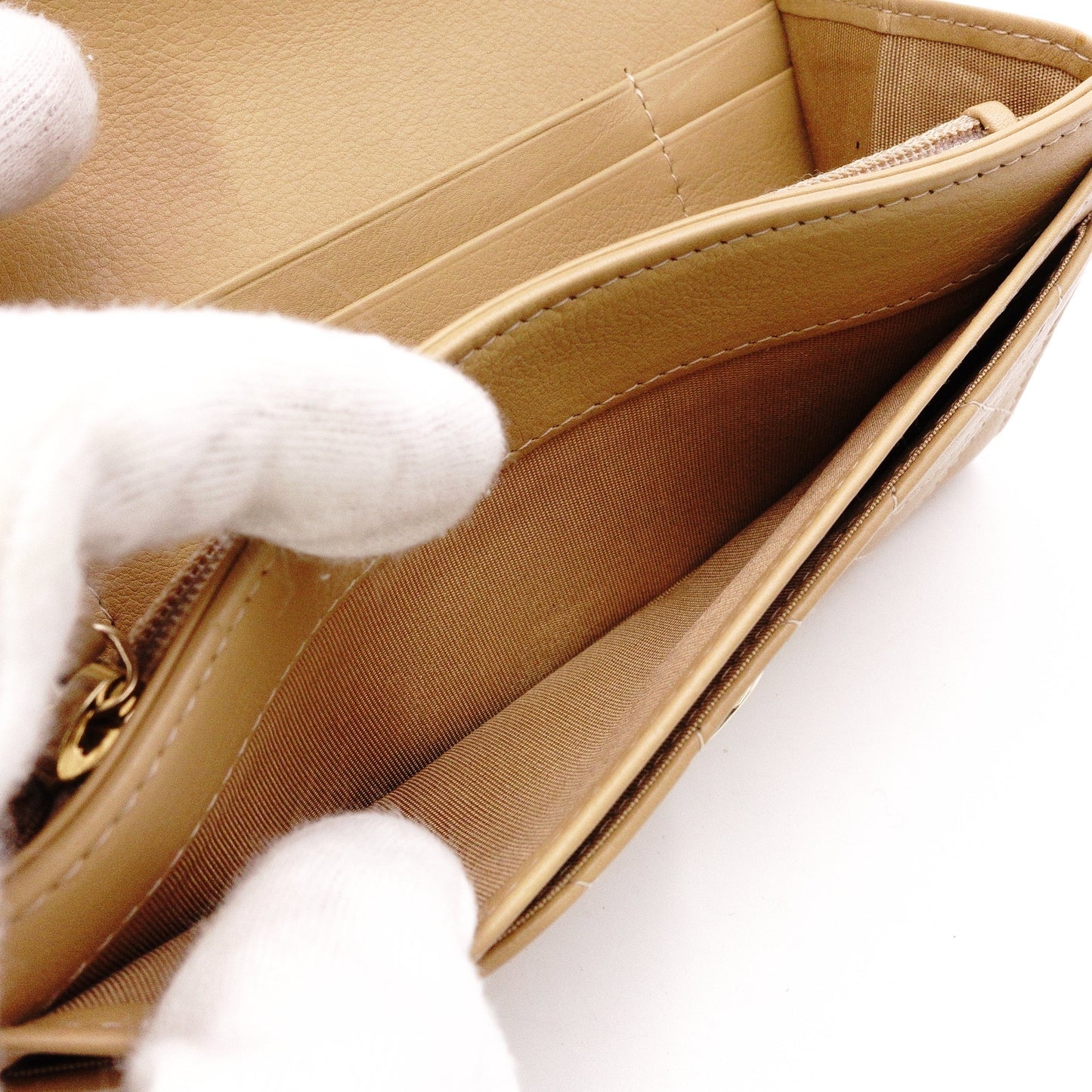CHANEL Lambskin Matelassé Long Wallet, Leather, Beige, Gold Hardware