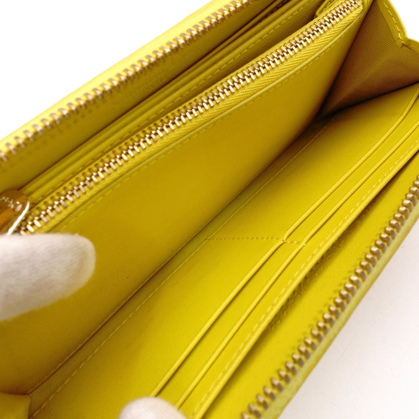 Christian Dior Voyageur Wallet, Lady Dior Long Wallet, Leather, Yellow Gold Hardware