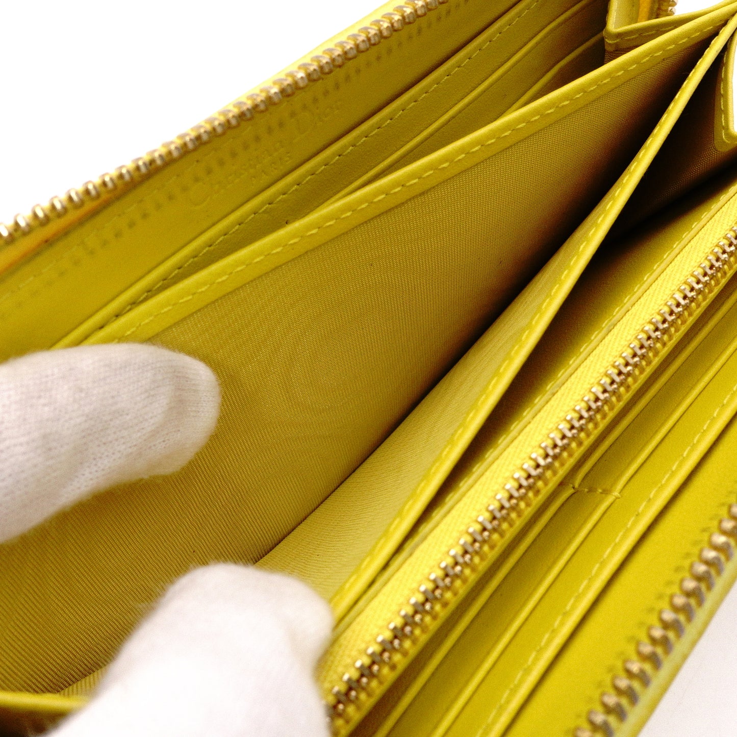 Christian Dior Voyageur Wallet, Lady Dior Long Wallet, Leather, Yellow Gold Hardware