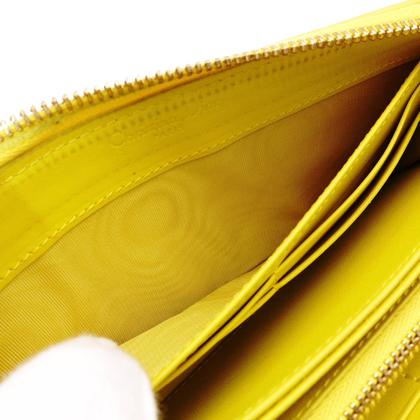 Christian Dior Voyageur Wallet, Lady Dior Long Wallet, Leather, Yellow Gold Hardware