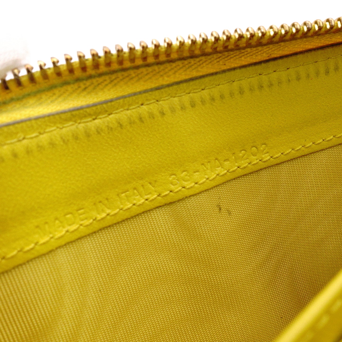 Christian Dior Voyageur Wallet, Lady Dior Long Wallet, Leather, Yellow Gold Hardware