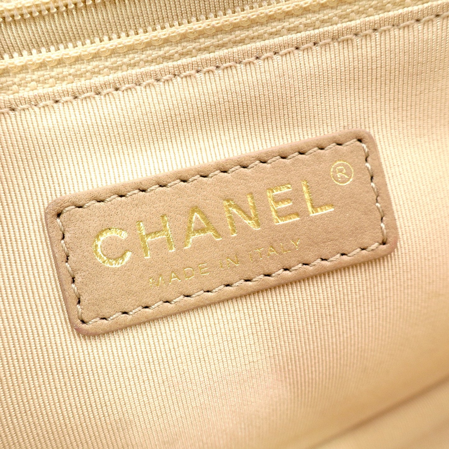 CHANEL Bias-Stitch Shoulder Bag, Leather, Red, Gold Hardware