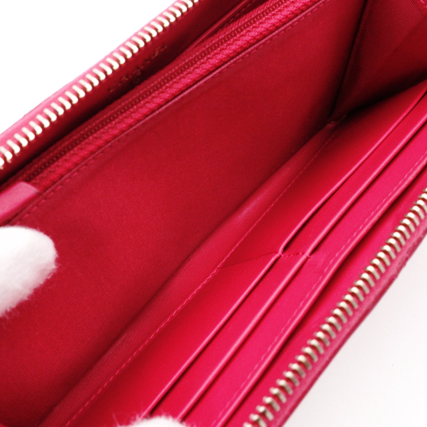 CHANEL CHANEL 19 Long Wallet, Leather, Pink, CC Logo, Gold Hardware, Matelassé Wallet