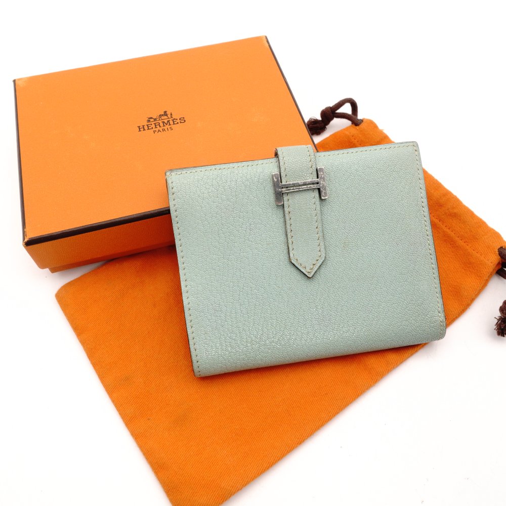 HERMES Béan Compact Bifold Wallet Leather Mint Green H Logo Wallet Silver Hardware □H Engraving R801941