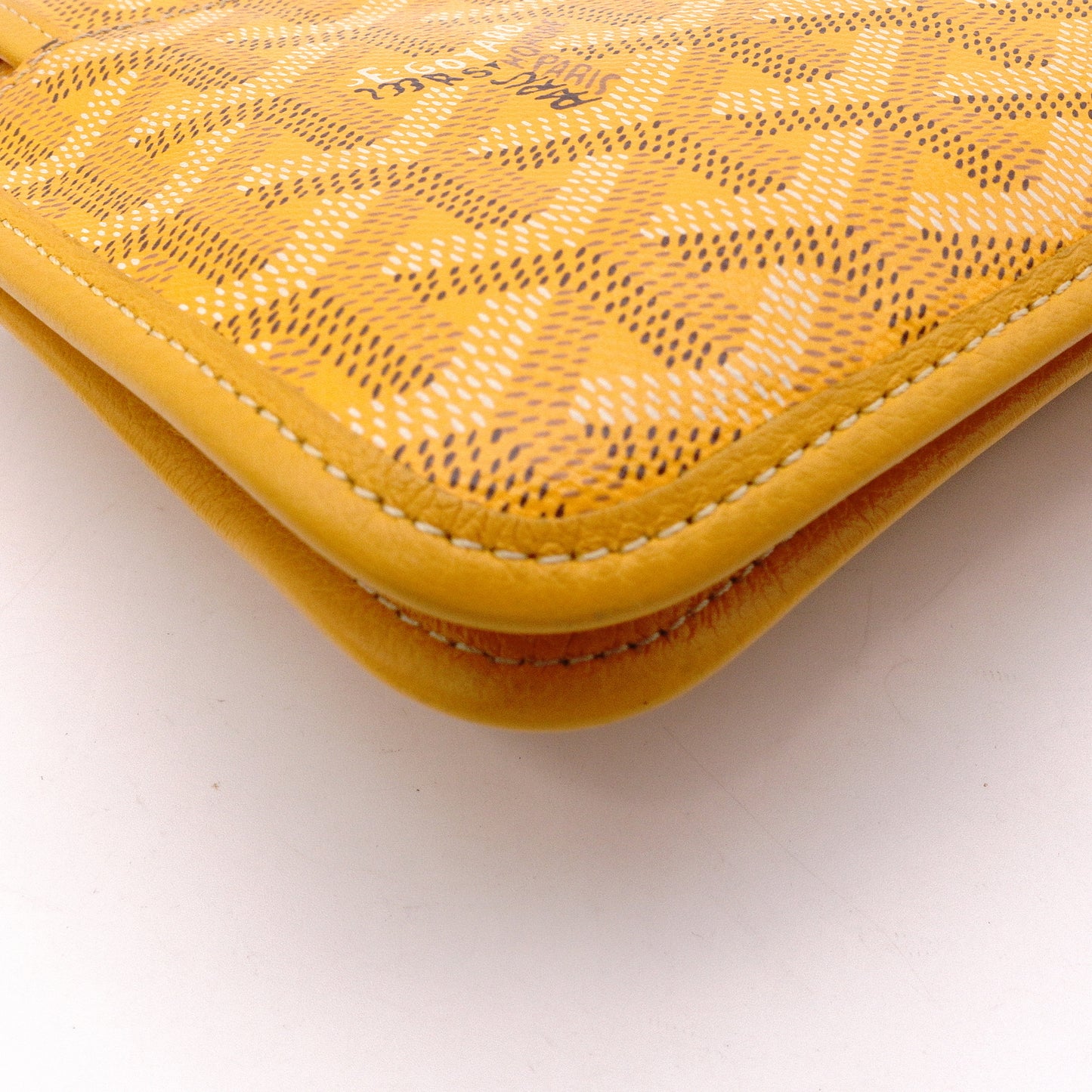 GOYARD Plume Pouch Wallet Shoulder Bag, Leather/PVC, Yellow, Crossbody, Silver Hardware