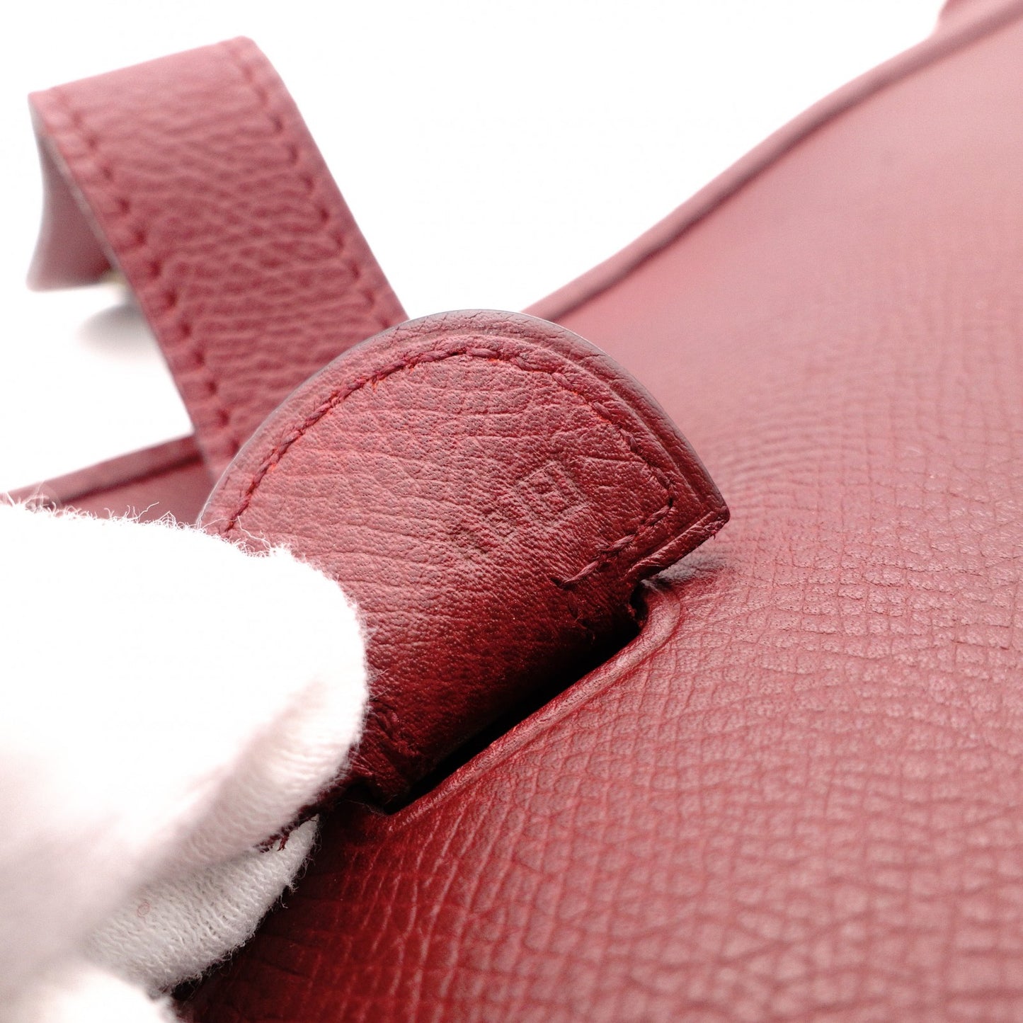 HERMES Evelyn GM Shoulder Bag, Leather, Red, □H Engraving, Silver Hardware