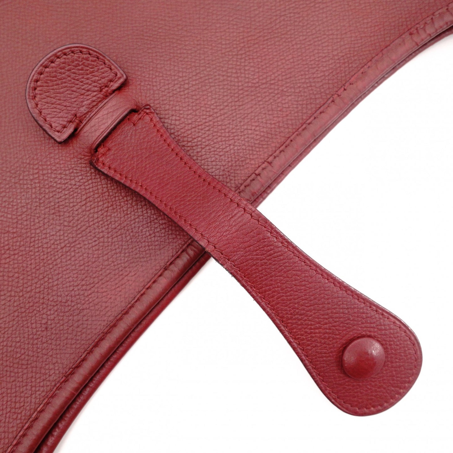 HERMES Evelyn GM Shoulder Bag, Leather, Red, □H Engraving, Silver Hardware