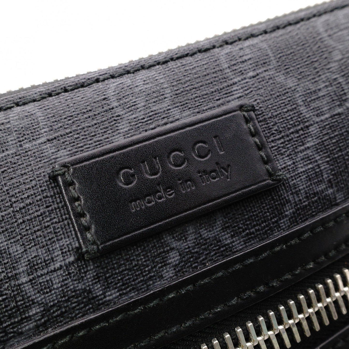 GUCCI GG Supreme Shoulder Bag, PVC/Leather, Grey, GG Logo, Men’s Crossbody Bag