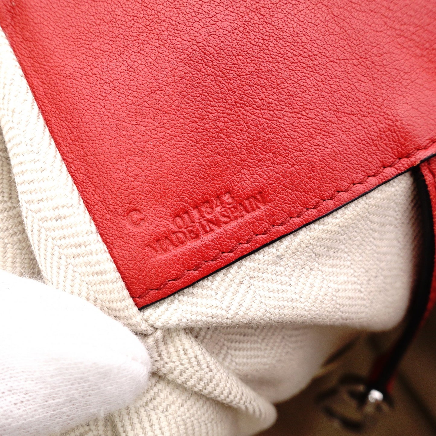 LOEWE Hammock Handbag, Medium, Leather, Red, 2-Way