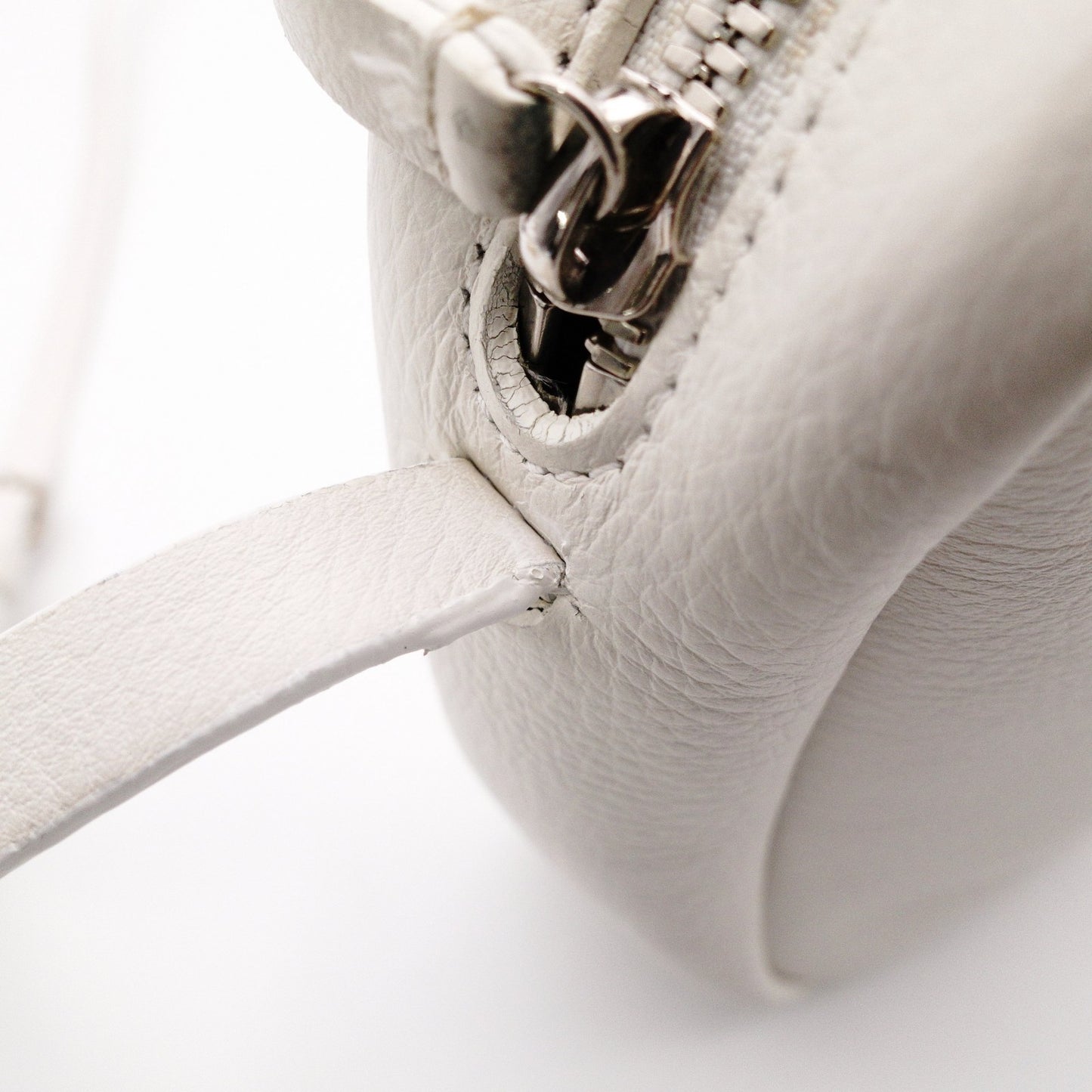 BALENCIAGA Shoulder Bag, Leather, White, Crossbody