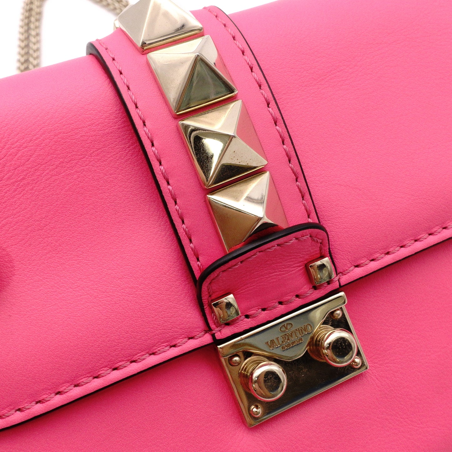 Valentino Garavani Gram Rock Small Shoulder Bag, Leather, Pink, Gold Hardware