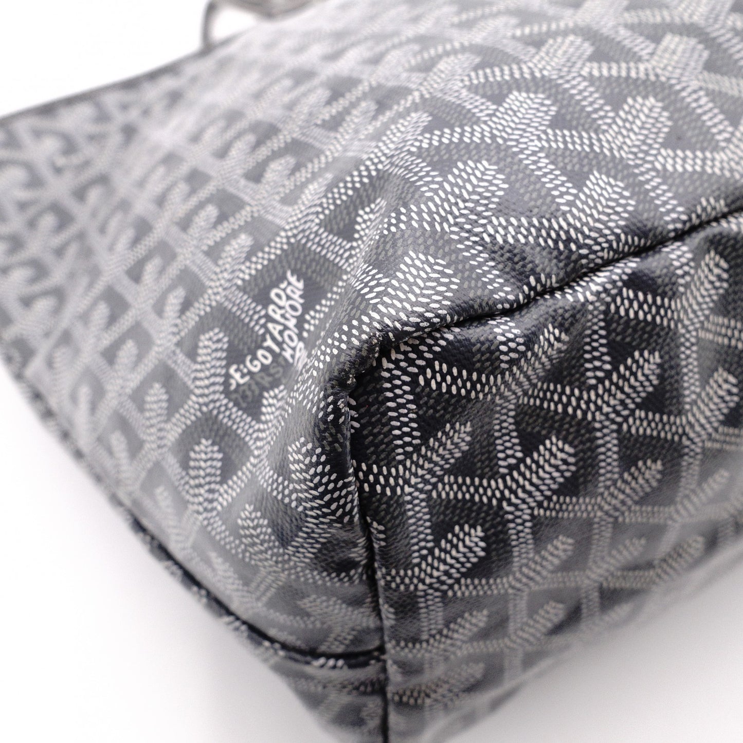 GOYARD Saint Louis PM Tote Bag, PVC and Leather, Gray, with Pouch