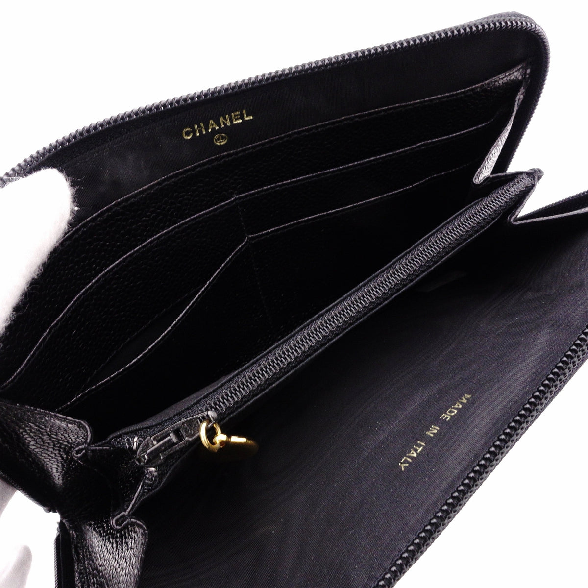 CHANEL シャネル キャビアスキン 長財布 レザー ブラック【中古】 レディース