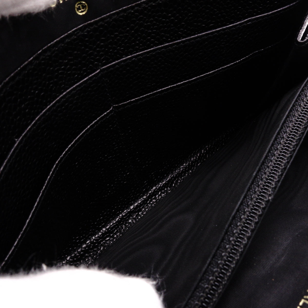 CHANEL シャネル キャビアスキン 長財布 レザー ブラック【中古】 レディース