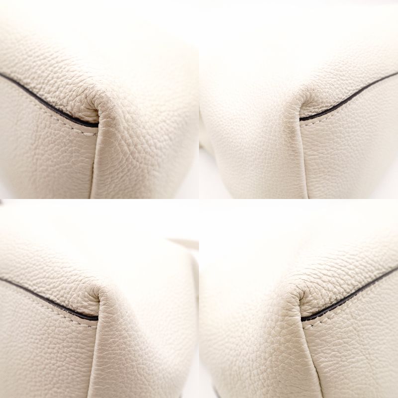 PRADA VITELLO PHOENIX Shoulder Bag White Leather White Logo Gold Hardware Single Shoulder R8020404