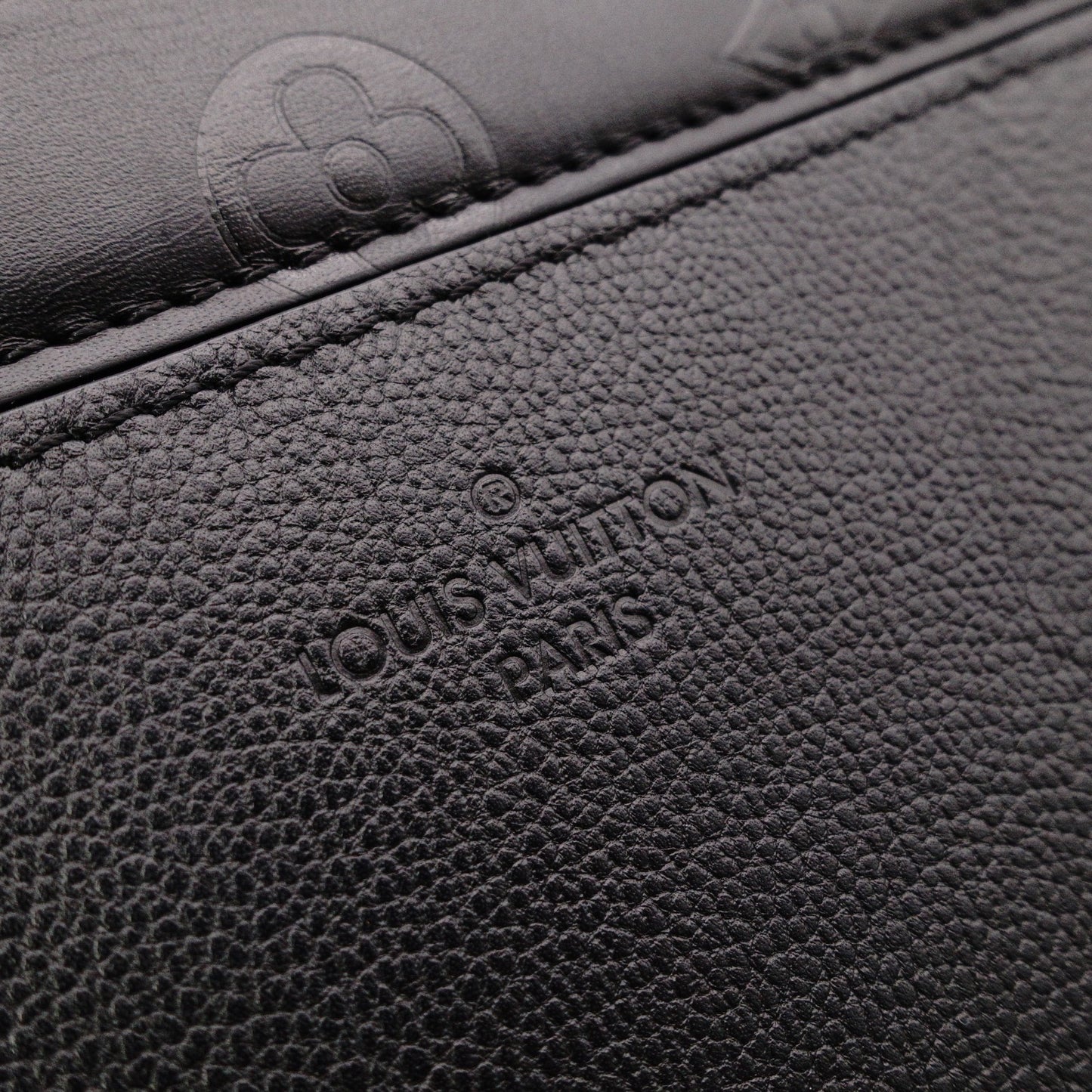 LOUIS VUITTON ルイ・ヴィトン ヴェリー・ワンハンドルバッグ ハンドバッグ レザー ブラック【中古】 レディース