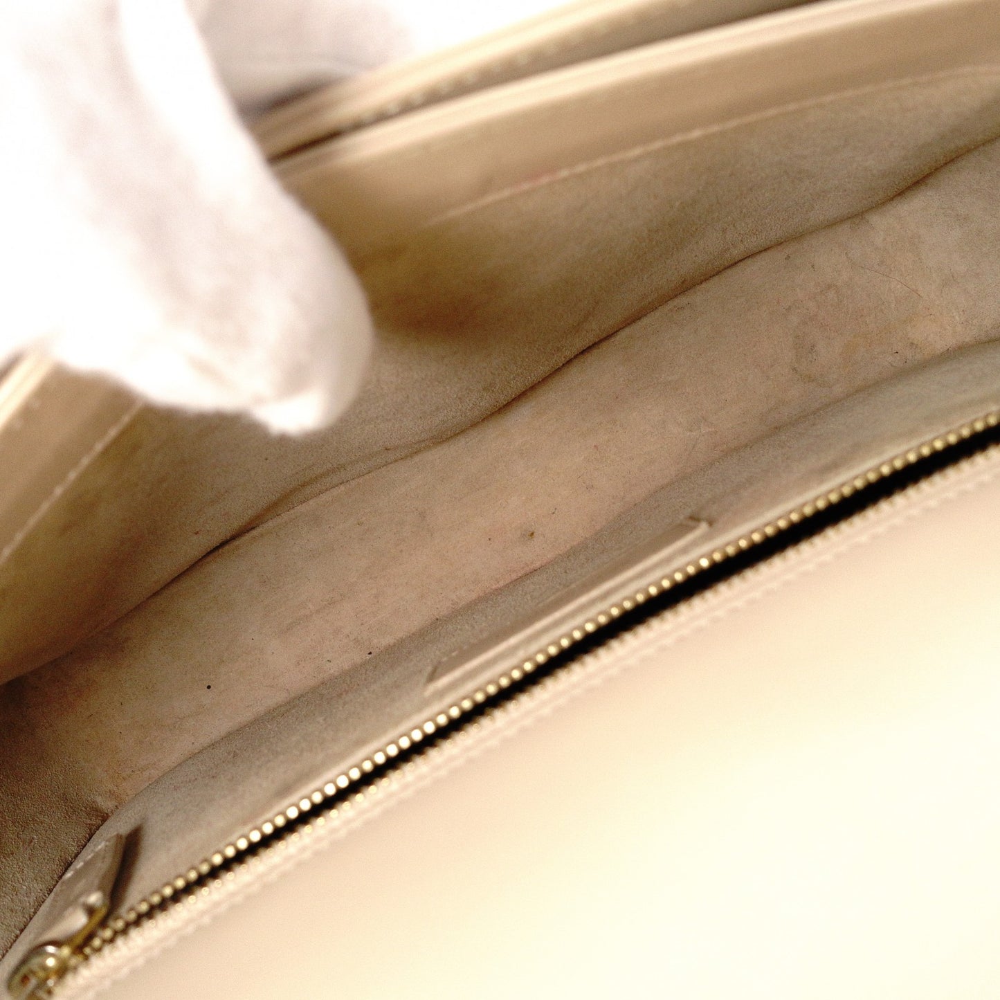 SAINT LAURENT Le Sancasset Shoulder Bag, Leather, Beige, Crossbody, YSL, Gold Hardware