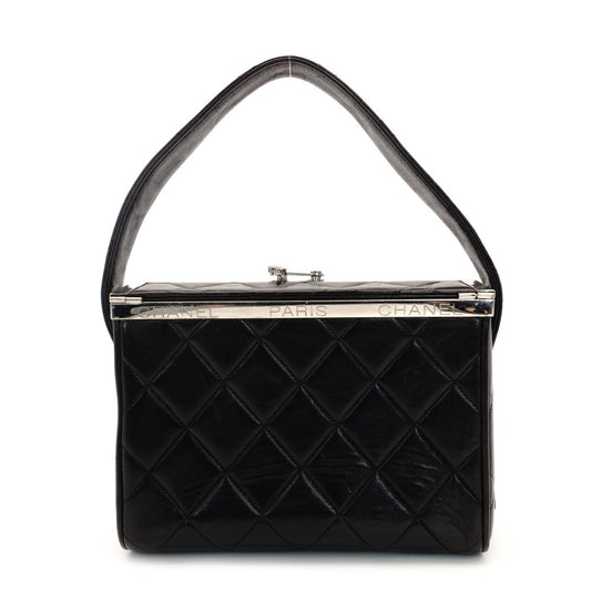 CHANEL Matelassé Vanity Bag Lambskin Leather Black Handbag Vintage Silver Hardware 7-10-160