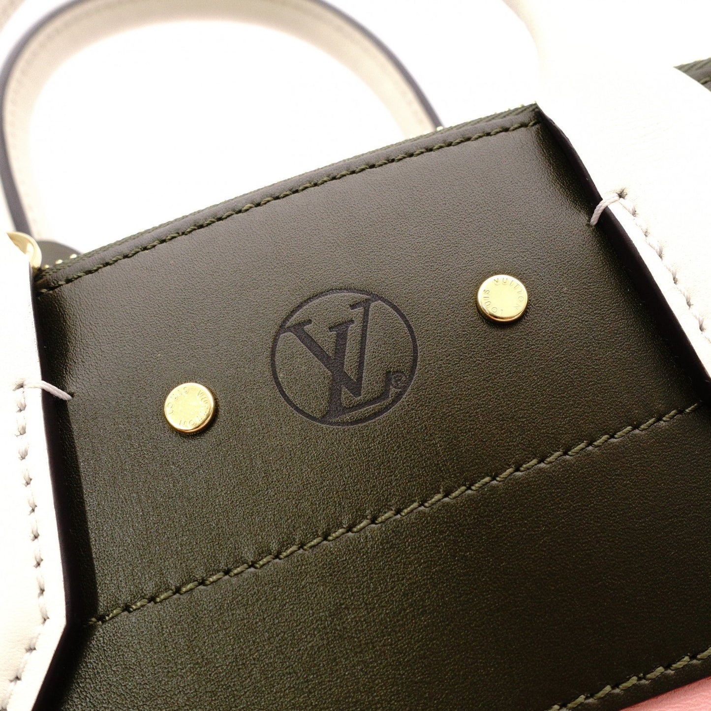LOUIS VUITTON City Steamer PM Handbag, Leather, Pink, Khaki, Gold Hardware