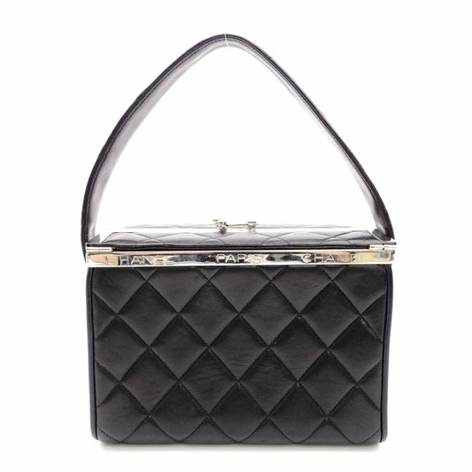 CHANEL Matelassé Vanity Black Lambskin Black Leather Silver Hardware 7-5-501