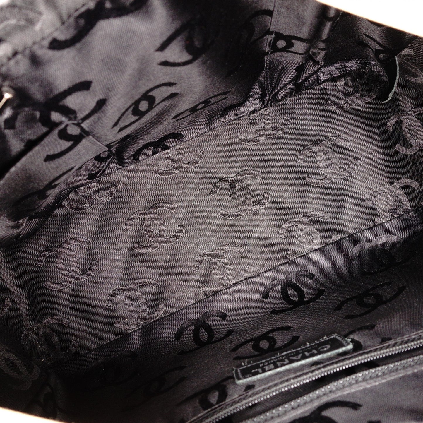 CHANEL Cambon Shoulder Bag, Leather, Beige and Black, Tote Bag, Silver Hardware