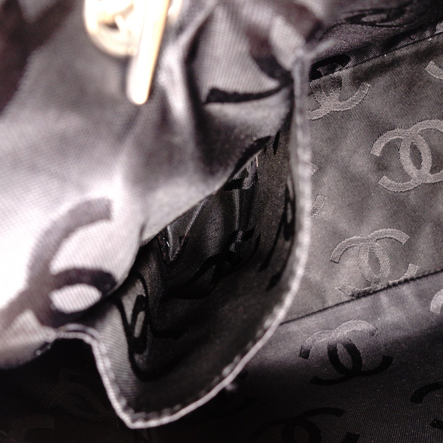 CHANEL Cambon Shoulder Bag, Leather, Beige and Black, Tote Bag, Silver Hardware