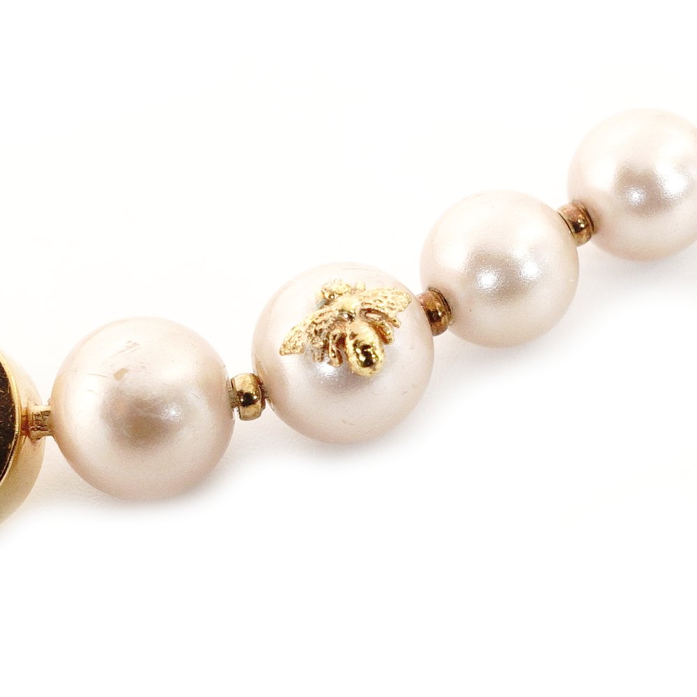 DIOR 30 Montaigne Fake Pearl Bracelet with CD Logo Pink Gold Hardware Bangle 7-10-480