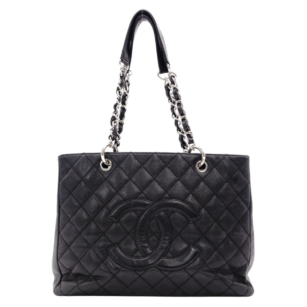 CHANEL Matelassé Shoulder Bag Leather Black