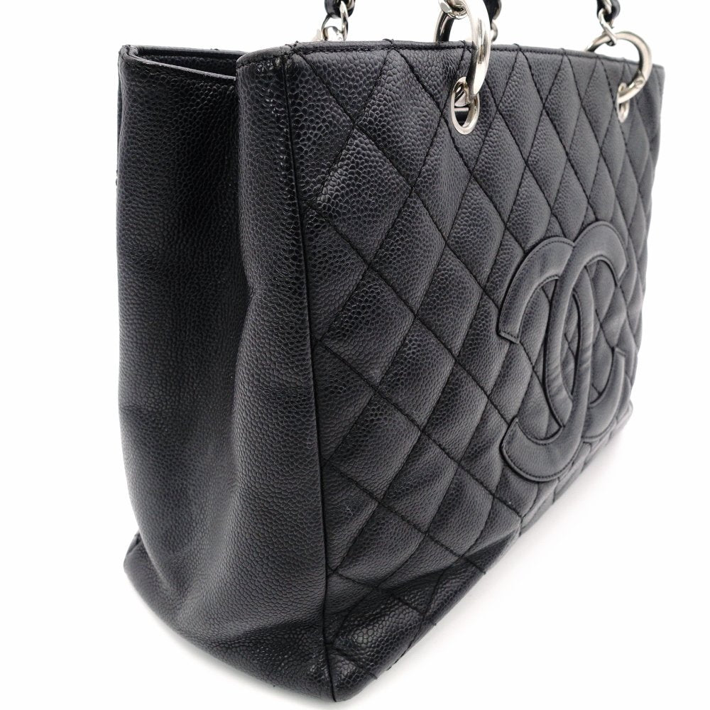 CHANEL Matelassé Shoulder Bag Leather Black