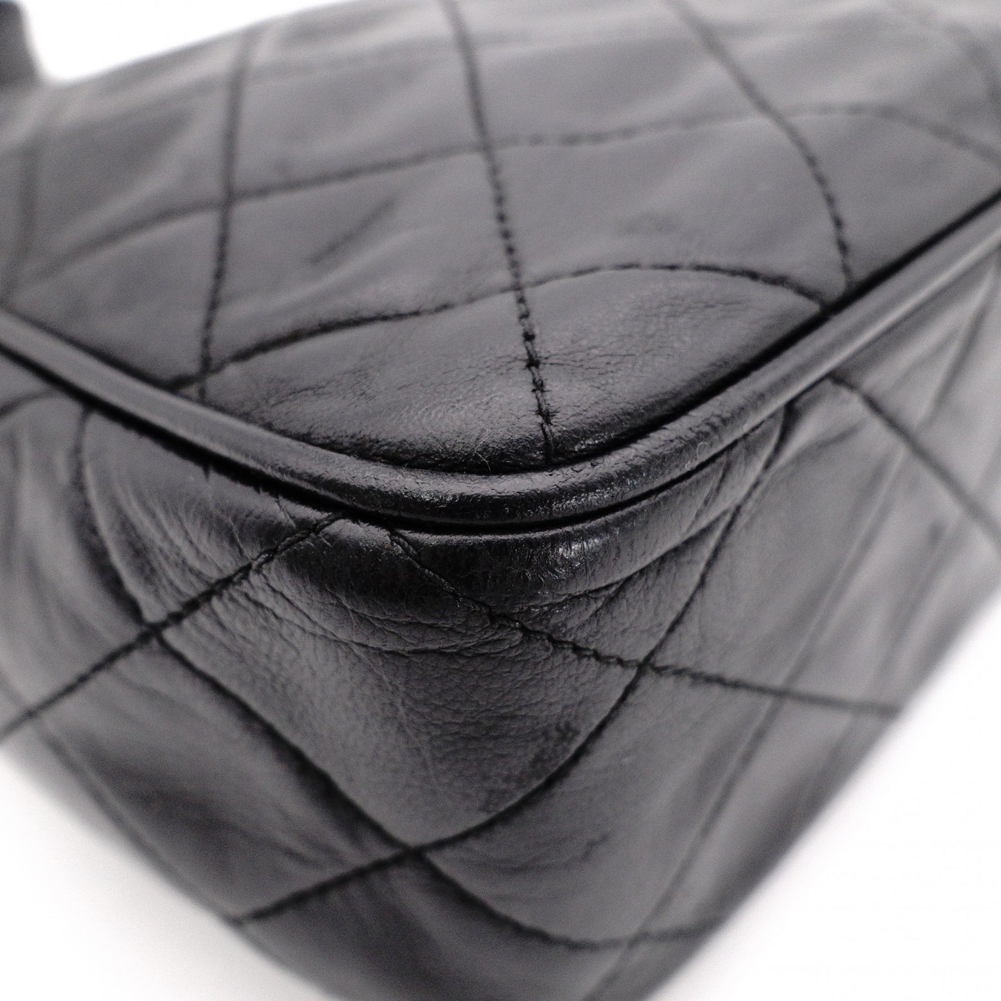 CHANEL Lambskin Matelassé Shoulder Bag, Leather, Black, Vintage Gold Hardware
