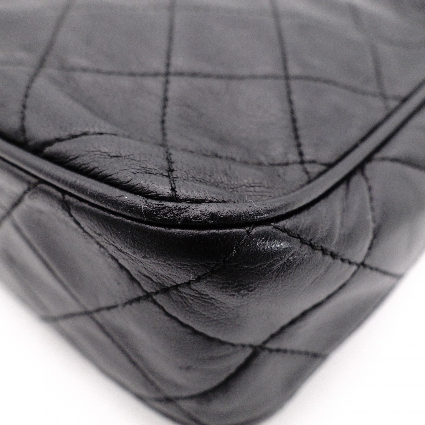 CHANEL Lambskin Matelassé Shoulder Bag, Leather, Black, Vintage Gold Hardware