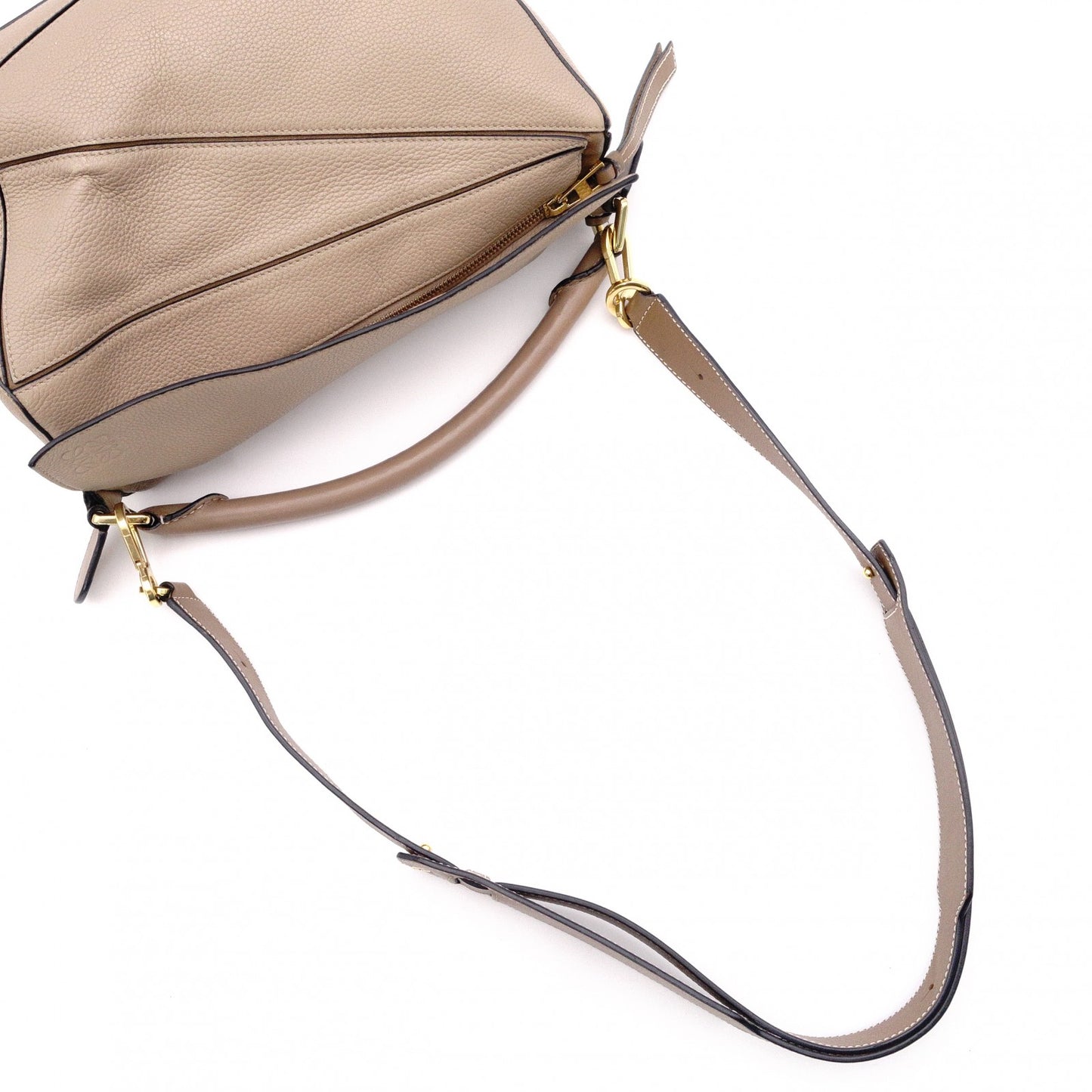 LOEWE Puzzle Medium Handbag, Leather, Beige, 2-Way, Gold Hardware, Crossbody