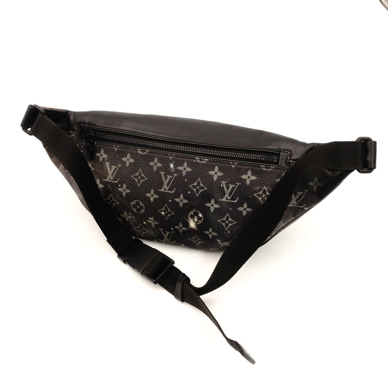 LOUIS VUITTON Bum Bag Monogram Galaxy Discovery M44444 Gray PVC Leather Men's 7-8-234