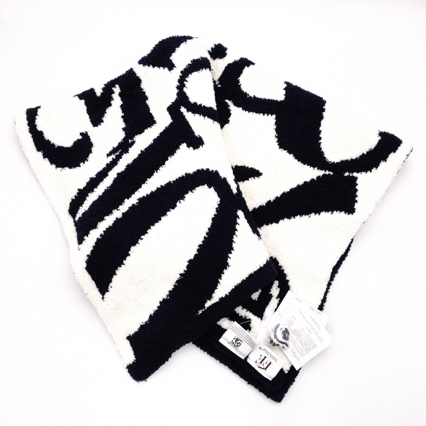 Unused, with tags: Kashiware x Franck Muller Collaboration Blanket, Navy and White