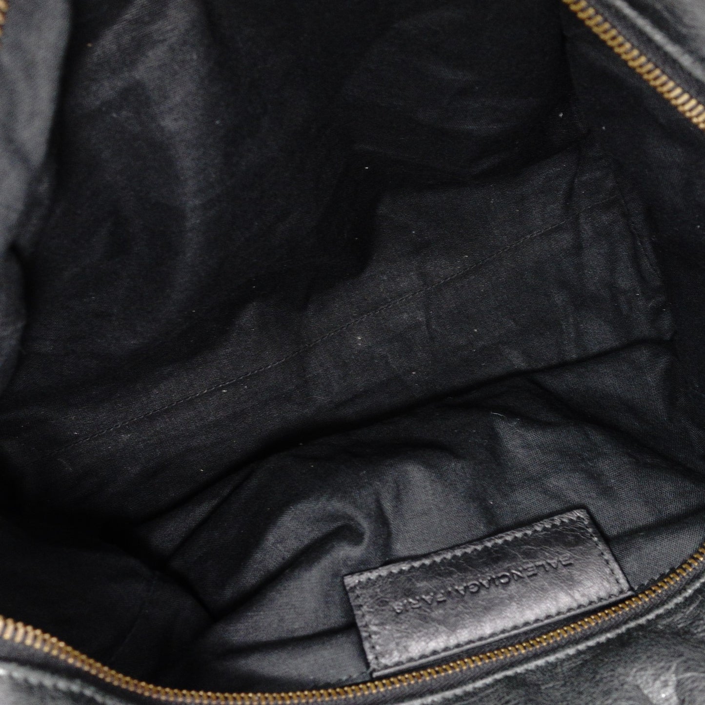 BALENCIAGA The City Handbag, Leather, Black, 2-Way Crossbody