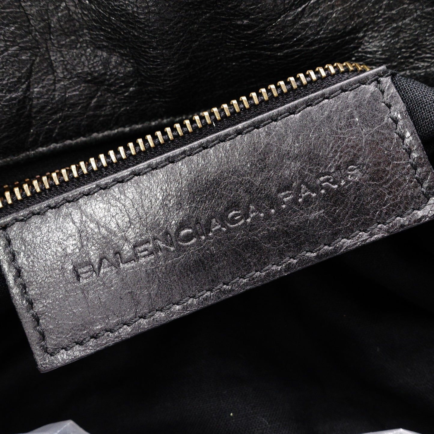 BALENCIAGA The City Handbag, Leather, Black, 2-Way Crossbody