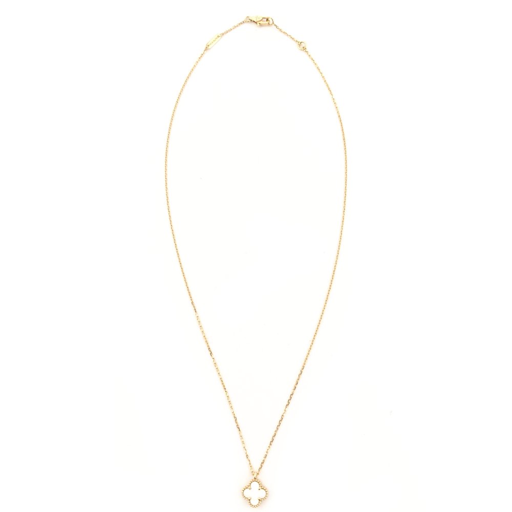 Van Cleef & Arpels Sweet Alhambra Shell 18K Au750 Gold Necklace Pendant Approx. 2.9g 7-2-291