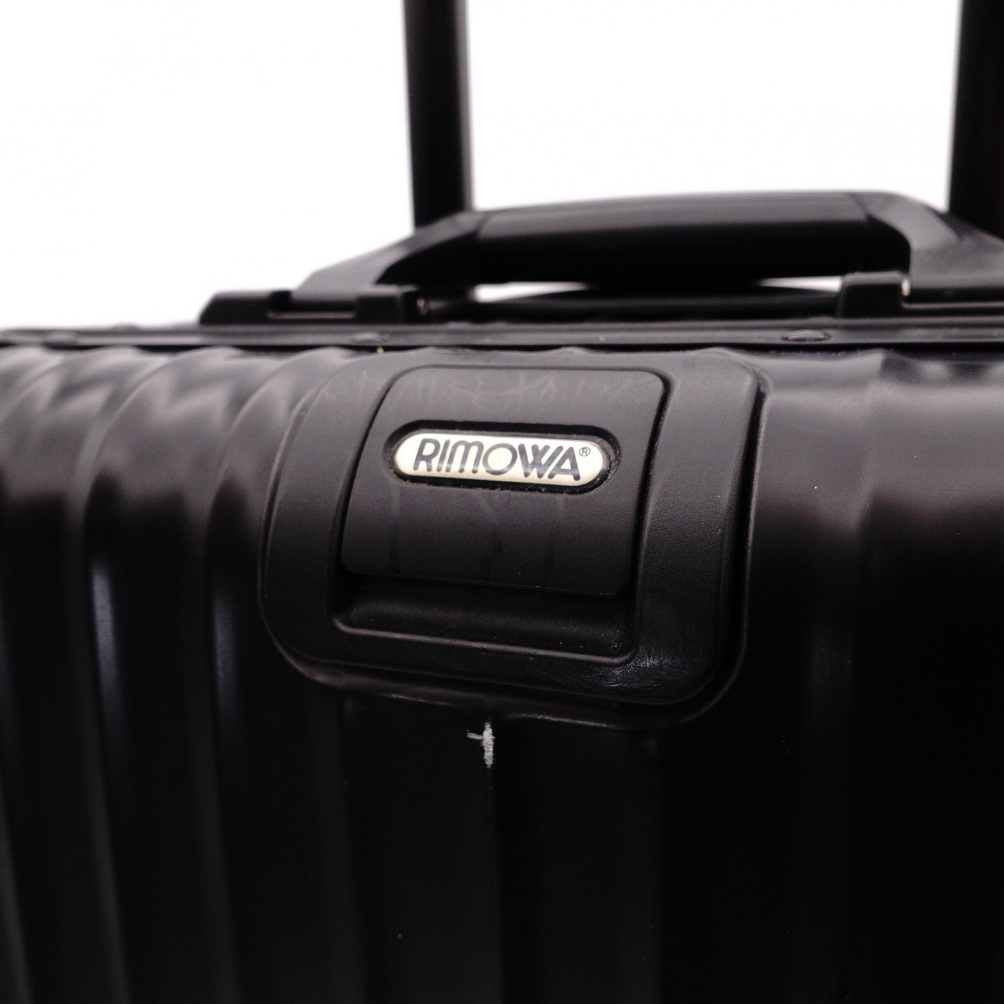 RIMOWA 986.11 32L Topaz Stealth 2-Wheel Carry-On Black