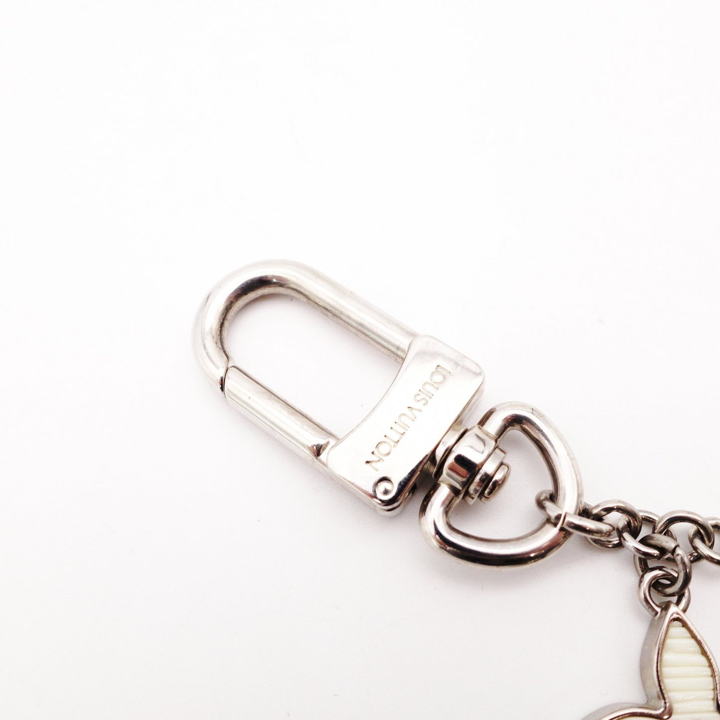 Louis Vuitton Charm Metal/Plastic Silver White
