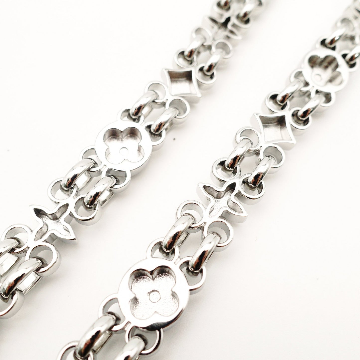 Unused Louis Vuitton LOUIS VUITTON Dauphine Accessory Strap Silver Stainless Steel Men's 7-10-742