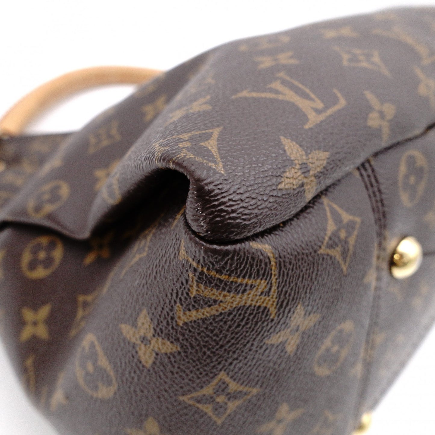 LOUIS VUITTON Artsy MM Monogram Canvas Shoulder Bag, Leather and PVC, Brown
