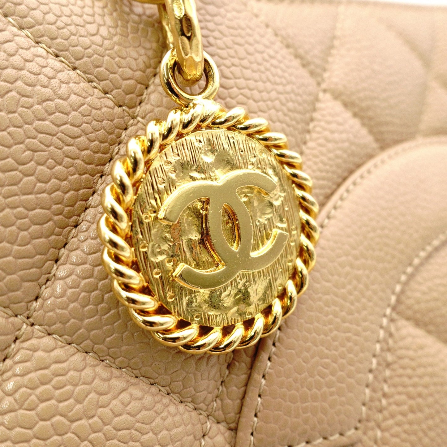CHANEL Tote, Tote Bag, Leather, Beige, Gold Hardware, Shoulder Strap