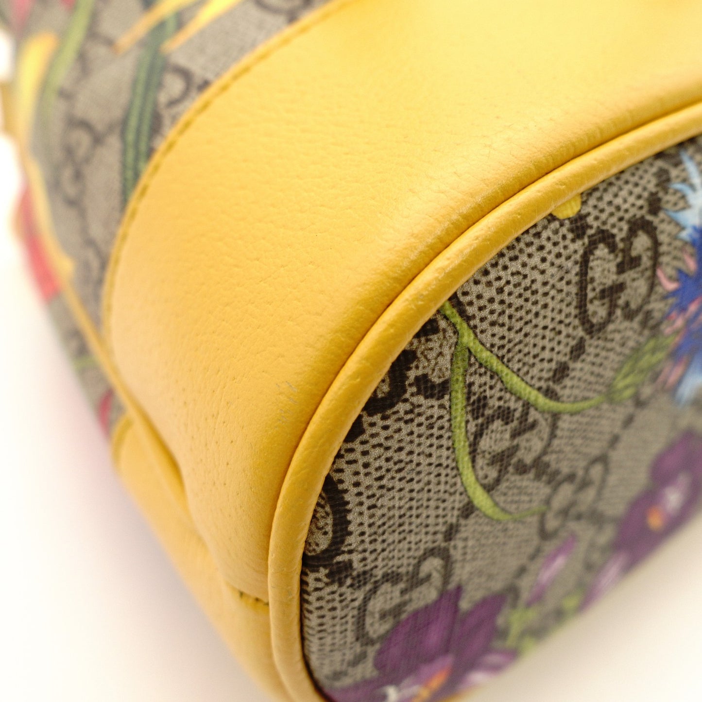 GUCCI GG Supreme Flora Bucket Bag Beige × Yellow PVC Leather 2-Way Crossbody 7-10-670