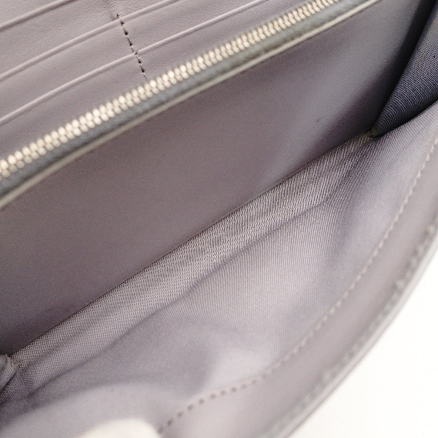 FENDI Lockstud Spike Wallet Chain Shoulder Bag Gray Leather Silver Hardware Wallet 7-9-489