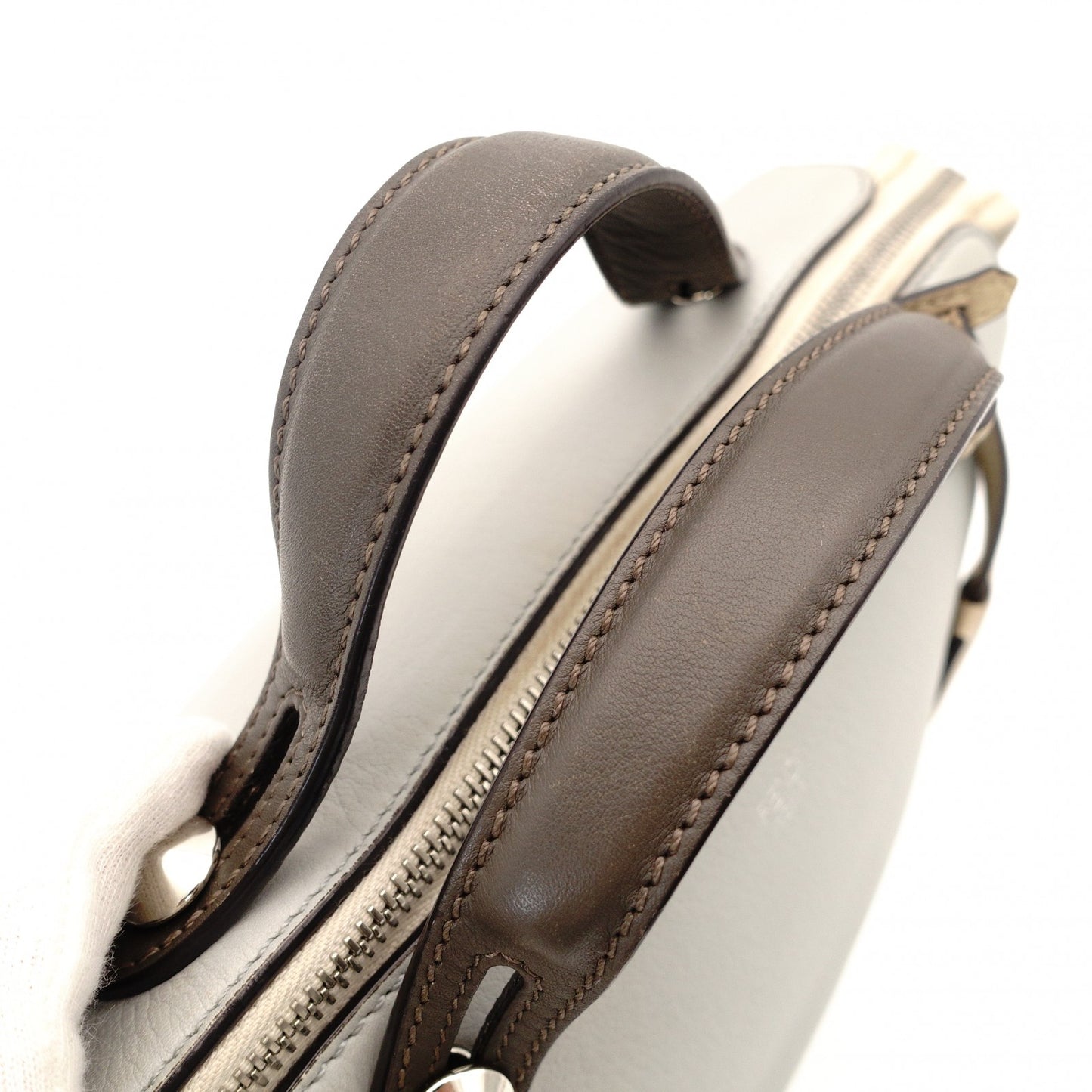 FENDI By the Way Medium Gray × Beige Leather 2-Way Handbag Shoulder 7-10-642