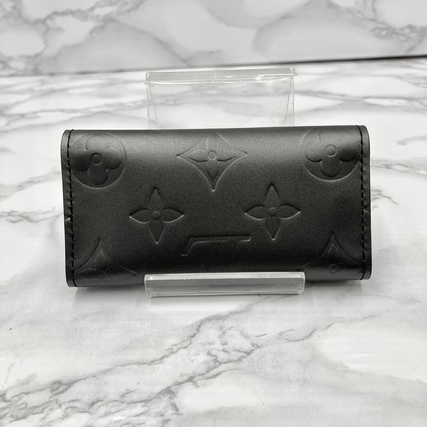 Louis Vuitton Monogram Matt Key Case 4