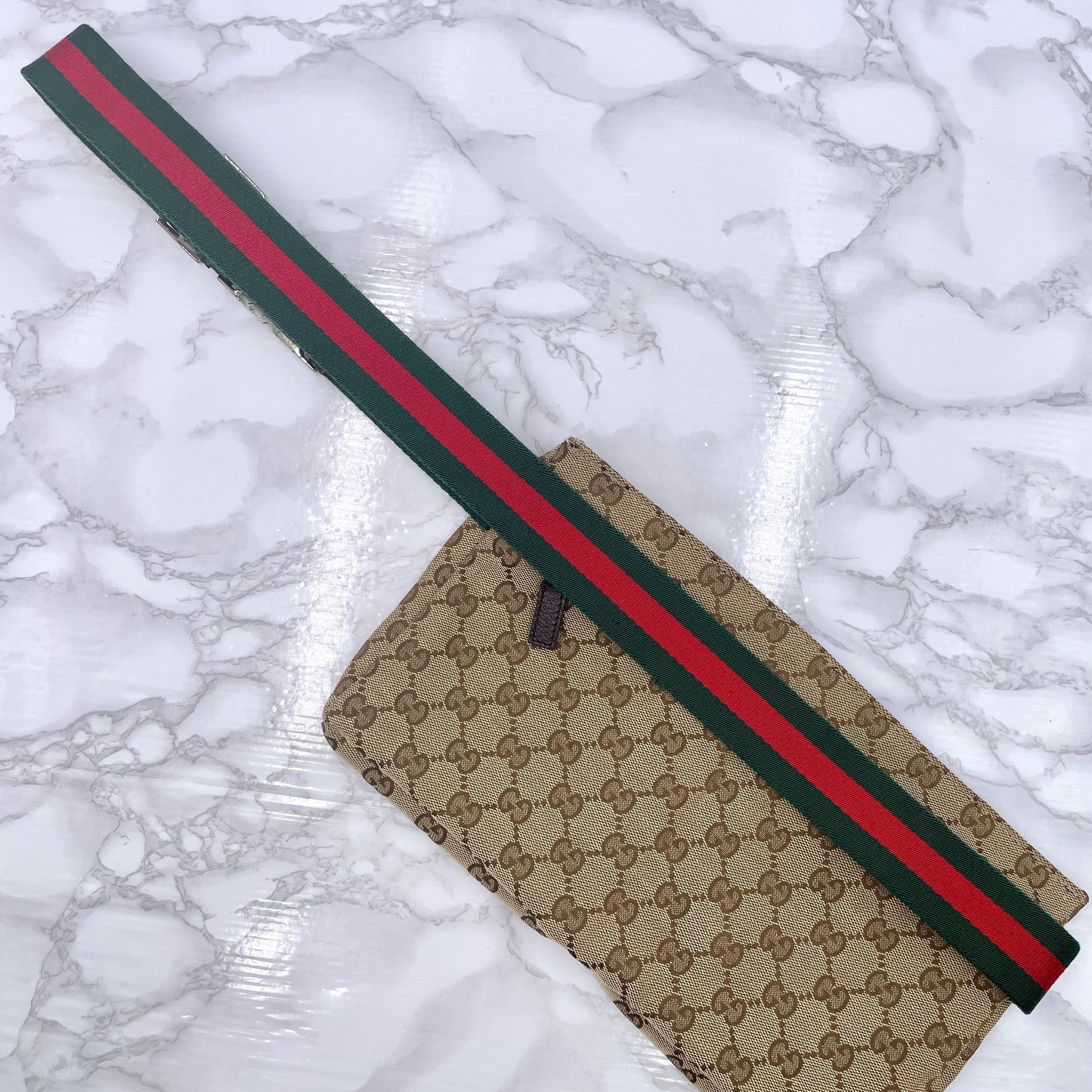 GUCCI Sherry Line Body Bag