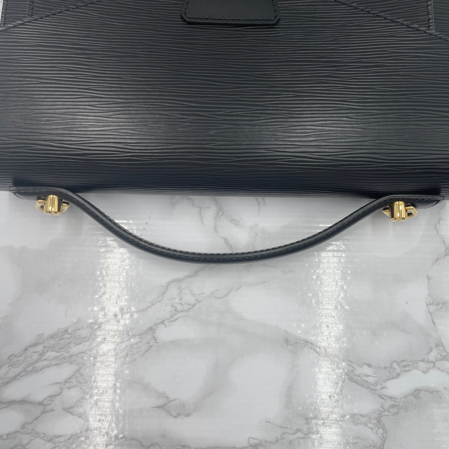 LOUIS VUITTON Epi Monceau